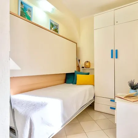 3 Beds In Marinella With Private Veranda Διαμέρισμα